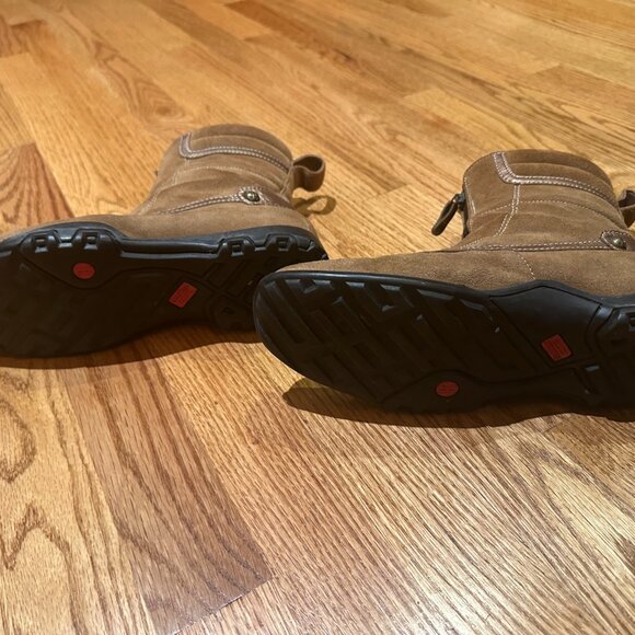 COLE HAAN Ankle Boots 8 B in Brown Suede Zip - Picture 5 of 5